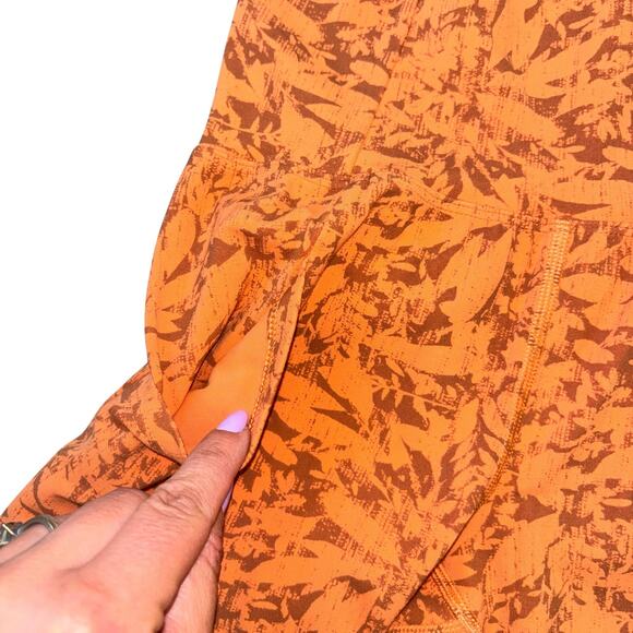 REI Co Op Long Orange Bike Shorts Pockets Women’s XS Biking Hiking Yoga Running - Picture 3 of 6